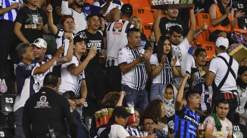 La FMF informó de manera oficial que la "barra" de América y Monterrey no podrán estar en su siguiente partido de local.
