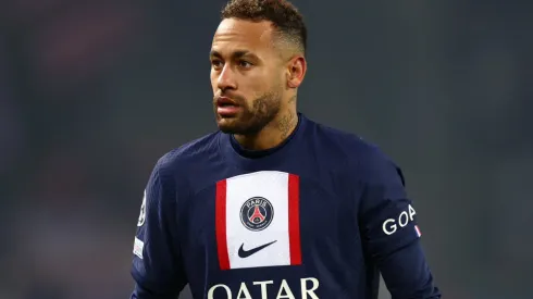 Neymar se vuelve a lesionar de cara a una eliminatoria importante de Champions League para el PSG.
