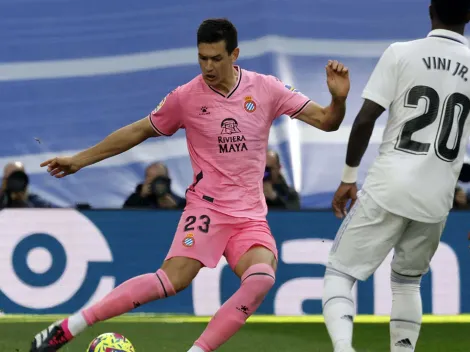 César Montes arrebata gol a Vinicius con ASOMBROSA barrida ¡en el Bernabéu!