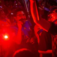 ¡AGUAS! Afición de Tigres sufre accidente con pirotecnia previo al partido | VIDEO