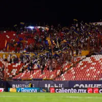¡AUCH! Aficionado del América sufre dolorosa caída en la Liga MX | VIDEO