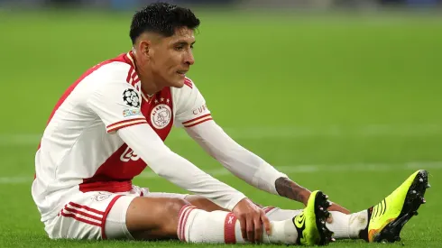 Edson Álvarez sigue sin firmar con el Dortmund. | Getty Images
