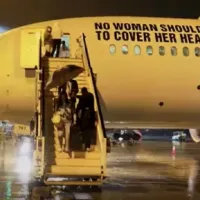 Brasil PROTESTA contra Irán con PODEROSOS MENSAJES a su arribo al Mundial Femenil