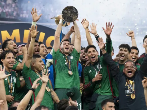 Prensa argentina usa a Santi Giménez para burlarse de México en la Copa Oro 2023
