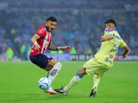 La afición de Chivas REPROBÓ el ingreso de Alexis Vega | VIDEO