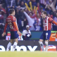 Ronaldo Cisneros marca tremendo GOLAZO de Chivas ante Puebla