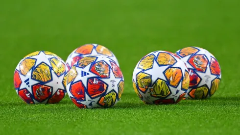 El balón de la Champions seguirá rodando mañana – Getty Images
