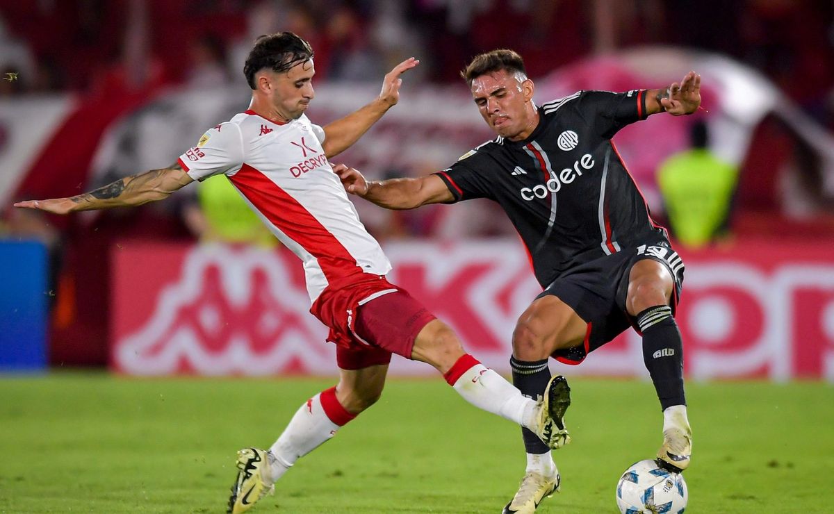 River vs Marcas.  Huracán: Jugador x Jugador River vs Marcas.  Huracán: Jugador x Jugador