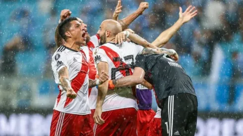 Vamos todos unidos, Millonario querido.