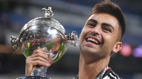 El Pity culmina su primera etapa en River con ocho títulos y 35 goles.