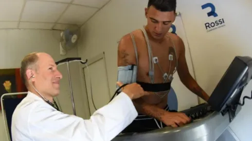 La firma se pospuso para este viernes debido a una cuestión contractual.