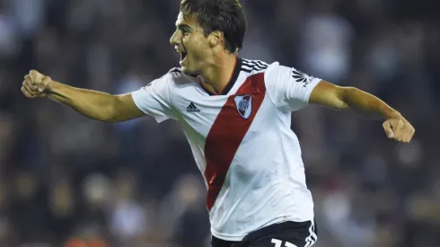 Sosa grita ante Lanús su primer gol oficial con la camiseta de River.