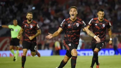 El partido entre River y La Lepra recién iba por los cinco minutos del primer tiempo.