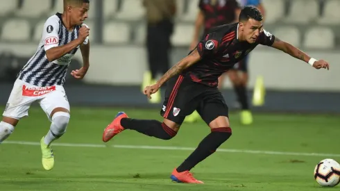 Suárez ingresó en el segundo tiempo ante Alianza Lima.