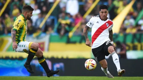 El mendocino conectó un centro de Fabrizio Angileri para colocar la pelota junto al palo izquierdo de Pocrnjic.