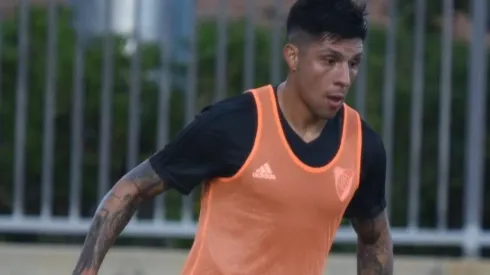 Enzo Pérez trabajó a la par de sus compañeros en la UCLA.