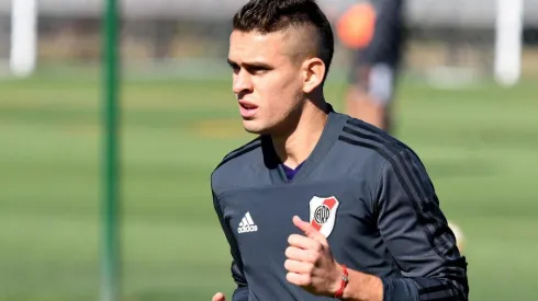 Julián Álvarez integraría la dupla de ataque junto a Rafael Borré.