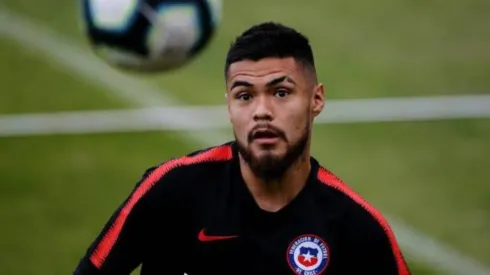 Paulo Díaz aguarda por una resolución mientras se entrena en Chile.
