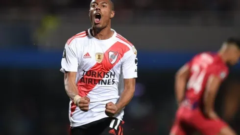 El uruguayo metió un derechazo inatajable para darle la clasificación a River
