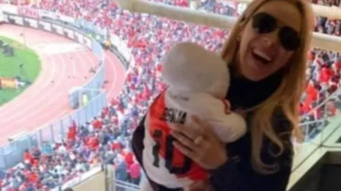 Benjamín y Geraldine, juntos en el Monumental.