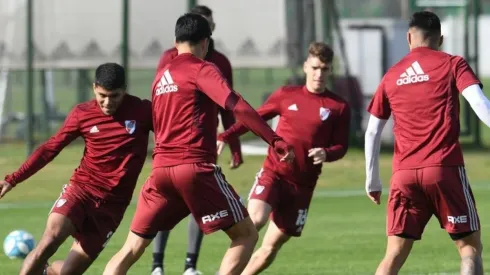 El entrenamiento de River en Ezeiza.