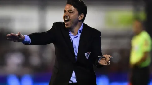 Gallardo, en El Bosque, durante el triunfo ante Gimnasia.