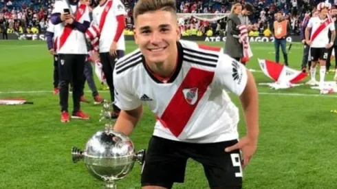 Álvarez lleva 21 partidos oficiales en River y marcó 2 goles