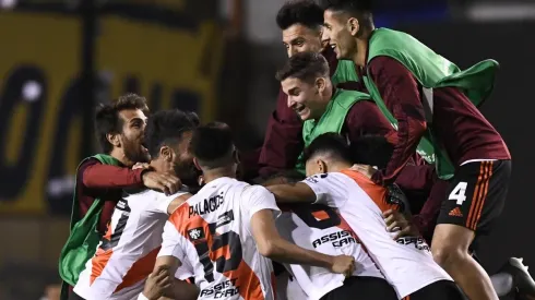 El plantel celebró incansablemente en la Bombonera
