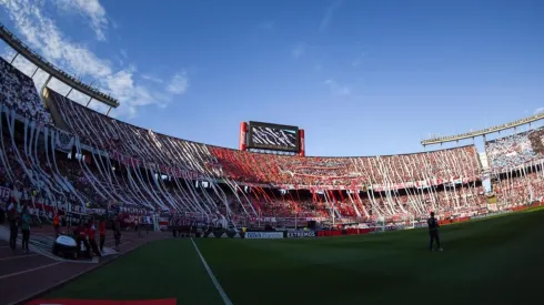 La cancha de River fue elegida para el primer partido del certamen continental.