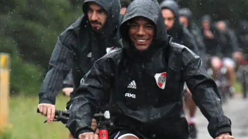 El uruguayo bromeó en su cuenta de Twitter y se divirtió