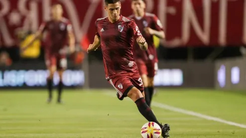 El zaguero había sido amonestado.