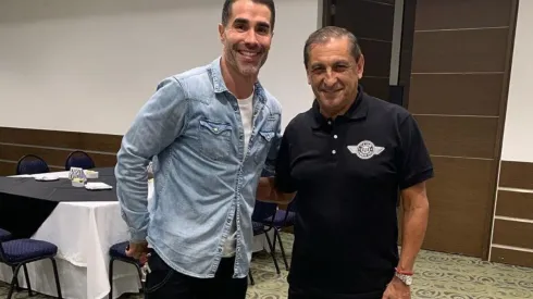 Juan Pablo Ángel y Ramón Díaz, juntos en la concentración de Libertad.