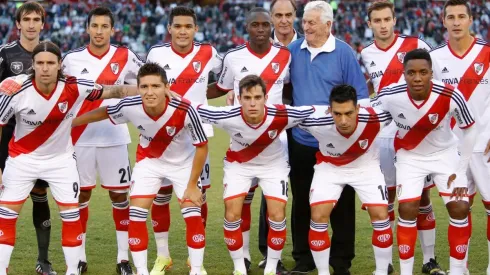 Ex y jugadores actuales se tomaron un segundo para despedir a Amadeo.