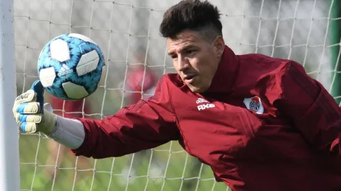 Bologna acordó con el Millonario, sólo resta Germán Lux en el arco.