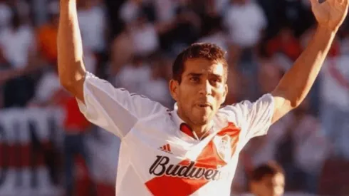 Cuevas tuvo dos pasos por el Millonario: 1999-2003 y 2004-2005.