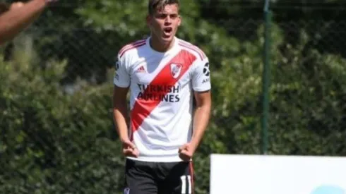 Federico Girotti jugó tres veces en Primera: un partido de Superliga, uno de Libertadores y un amistoso.