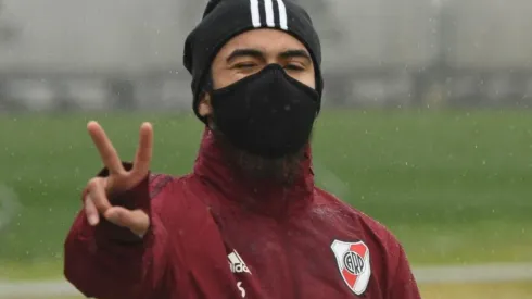 La alegría de Paulo Díaz es la comparten todos los jugadores que festejaron la noticia como un triunfo.