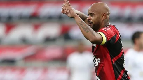 Thiago Heleno convirtió el gol de Athletico Paranaense ante Santos