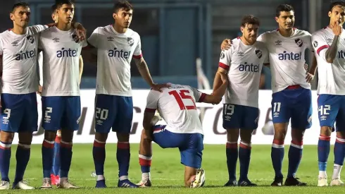 Nacional no enfrentó a Peñarol por la muerte del ex Presidente uruguayo Tabaré Vázquez y llegará descansado al duelo del próximo jueves ante River.