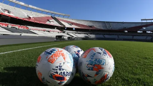 River se entrenó este sábado por la mañana en el Monumental con la intención de adaptarse al nuevo campo de juego que es mucho más rápido que los habituales.