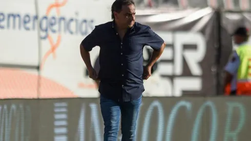 Gustavo Coleoni, DT de Central Cordoba (SdE) y tres futbolistas del Ferroviario dieron positivos de Covid y no estarán ante River por la Copa de la Liga.