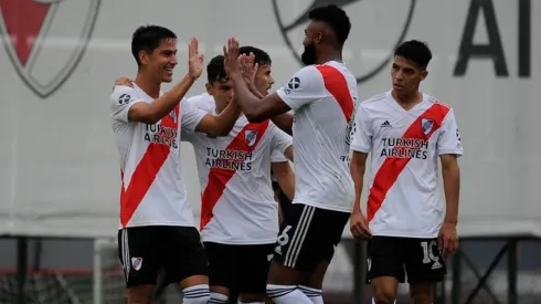 El festejo de Flabián Londoño, el goleador colombiano que fue inscripto en la lista de la Libertadores.
