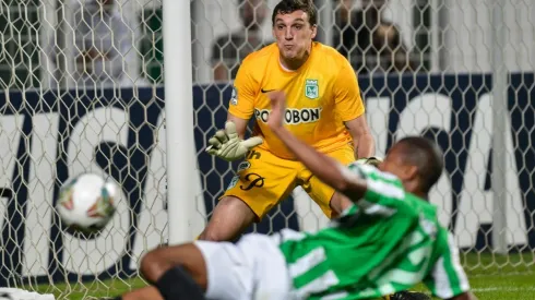 Franco Armani sufrió una dolorosa lesión en 2012 que le hizo replantear su futuro en el fútbol, afortunadamente volvió mejor que antes y nueve años más tarde brilla en River.