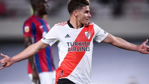 Julián marcó su primer triplete con la camiseta de River