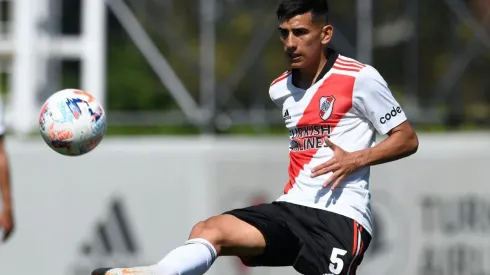 River visita a Estudiantes por la fecha 19 del torneo de Reserva.