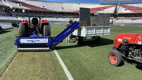 El césped del Estadio Monumental entrará en un breve período de refacciones.