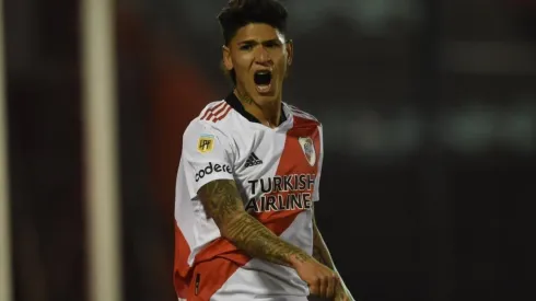 Jorge Carrascal seguirá su carrera en Rusia.