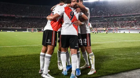 River, escolta de Argentinos