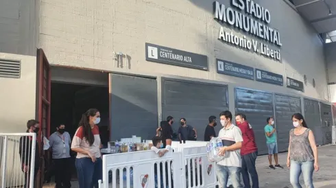 River pone el hombro para ayudar a Corrientes.