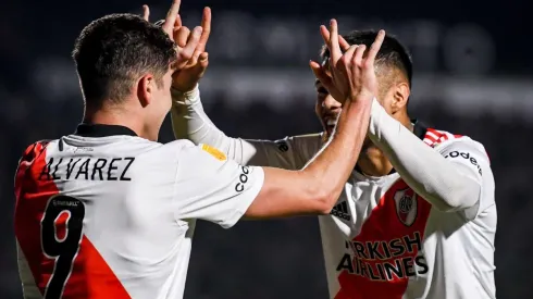 River goleó 7 a 0 a Sarmiento por la Copa de la Liga, Julián Álvarez anotó tres goles y se llevó la pelota a su casa, Paulo Díaz lo felicitó en Instagram.
